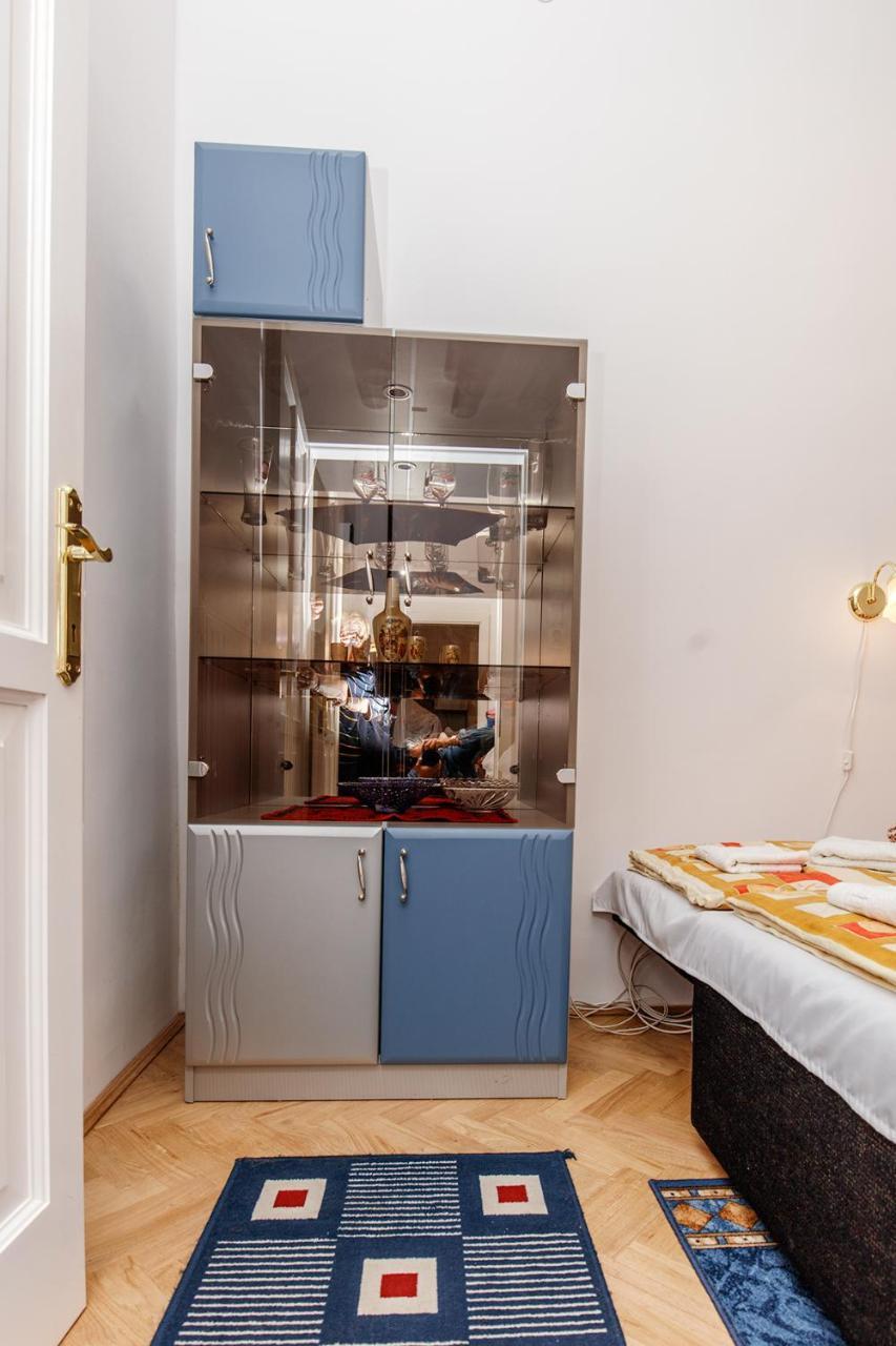 Arany Csillag Apartman Еґер Екстер'єр фото