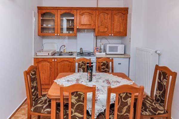 Arany Csillag Apartman Еґер Екстер'єр фото