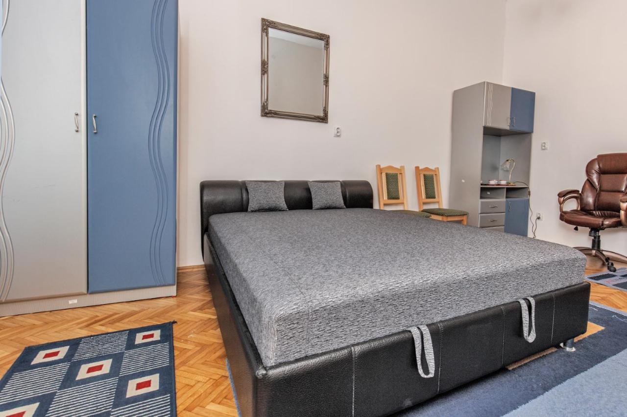 Arany Csillag Apartman Еґер Екстер'єр фото